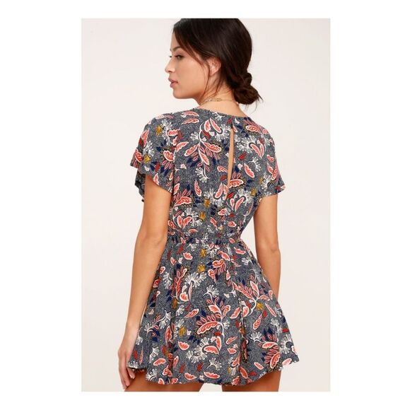 Lulus Dondi Navy Blue Floral Print Romper Shorts Size M - Picture 6 of 14